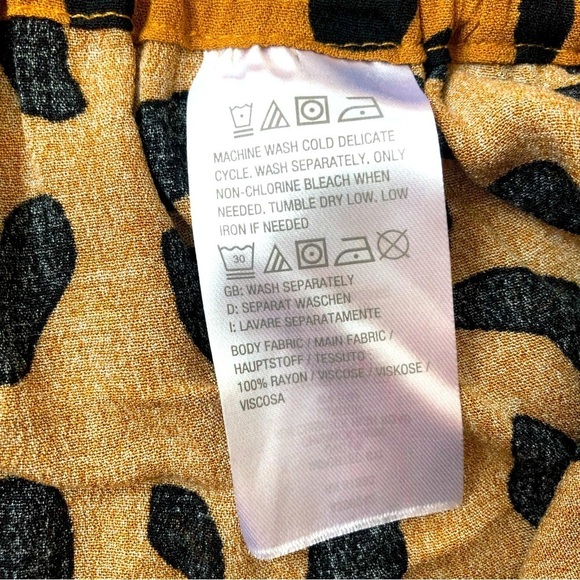 All Worthy Hunter McGrady Printed Wide Leg Pants with Belt - Picture 6 of 6